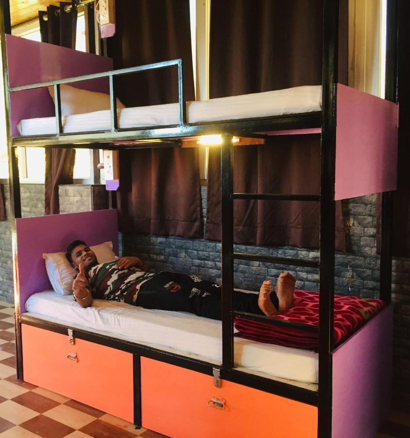 Hotel Cosy Nook Ришикеш Экстерьер фото